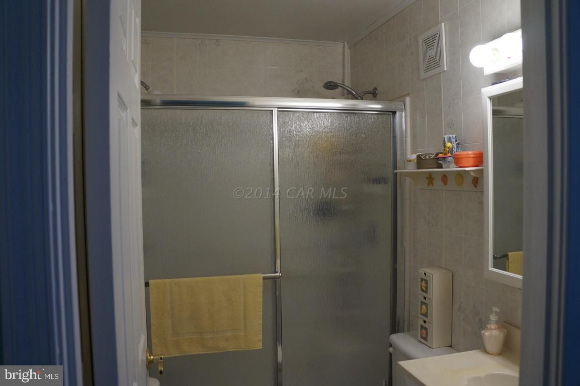 BAYSIDE KEYS - Residential