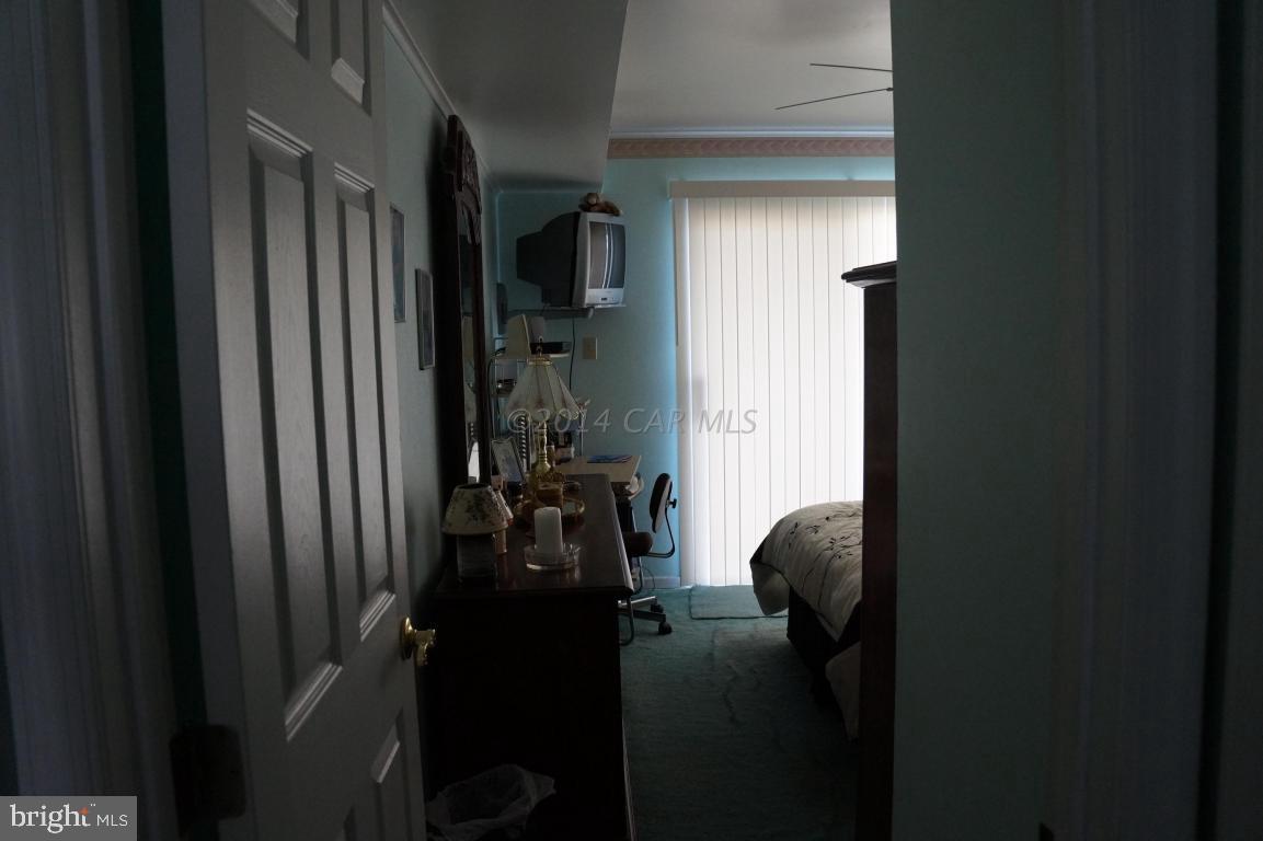 BAYSIDE KEYS - Residential