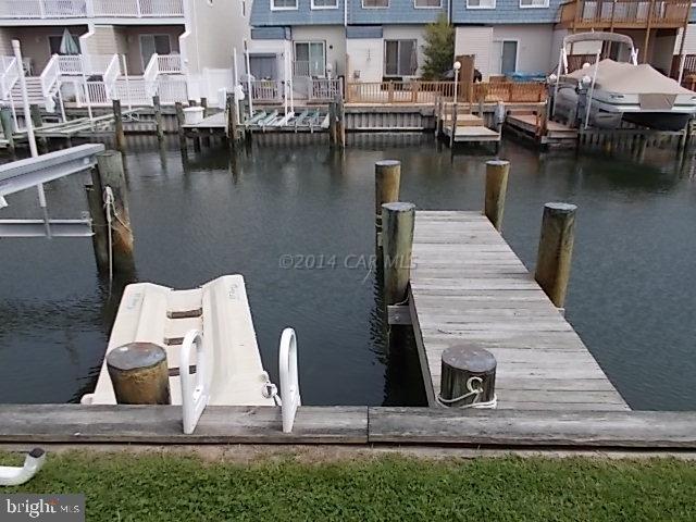 BAYSIDE KEYS - Residential