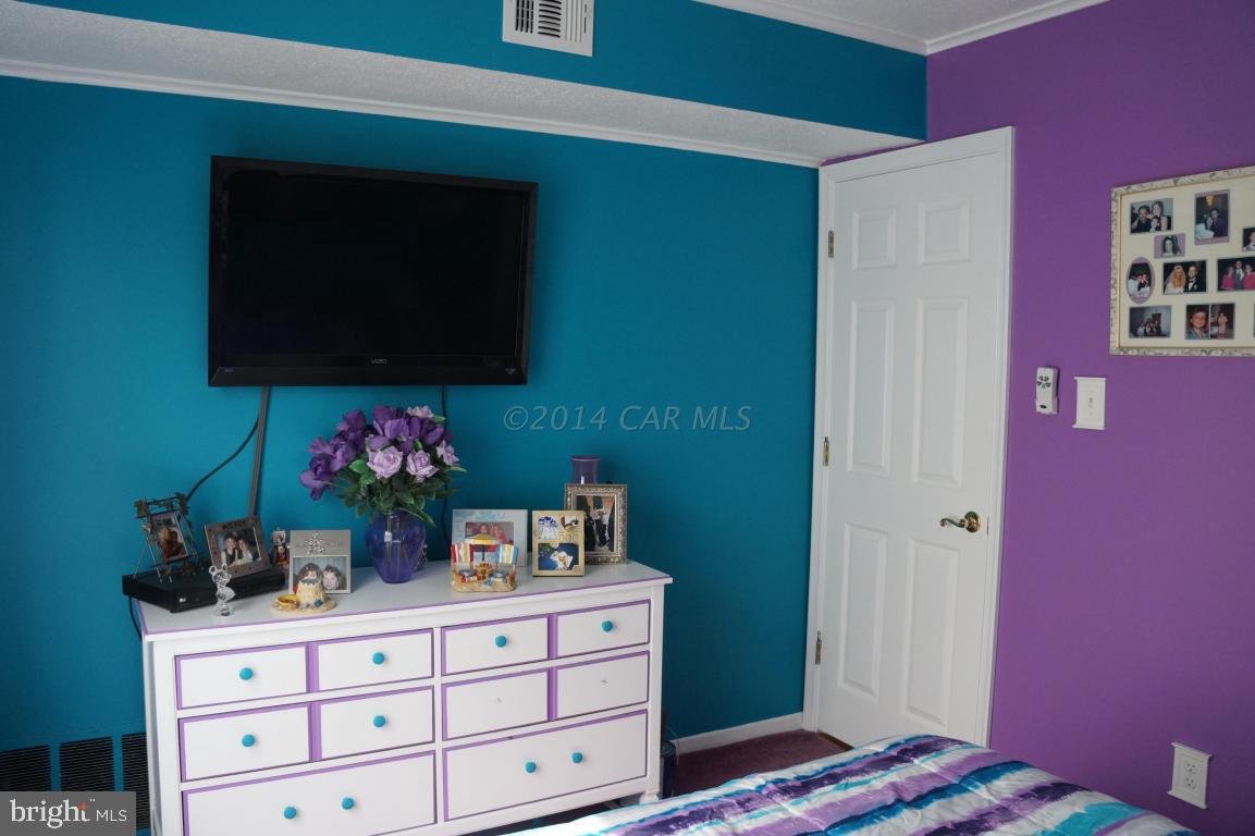 BAYSIDE KEYS - Residential