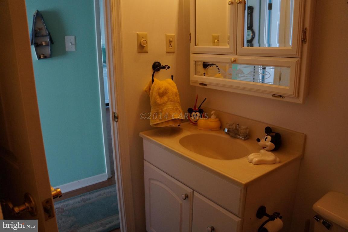 BAYSIDE KEYS - Residential