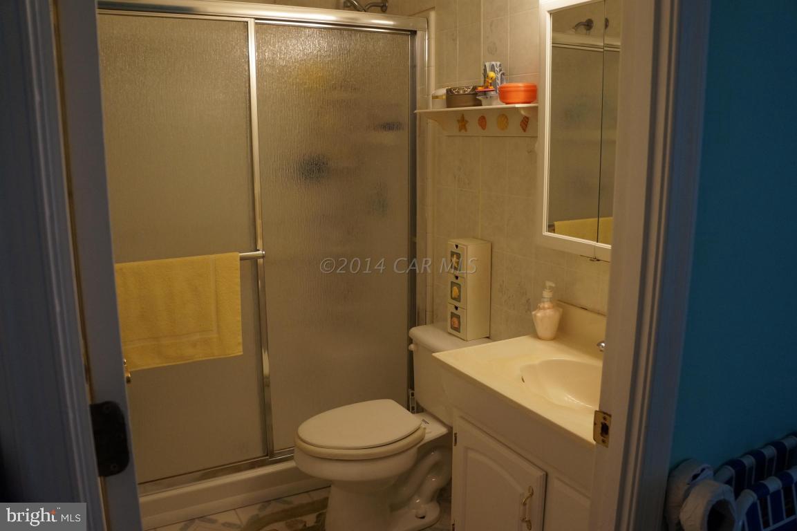 BAYSIDE KEYS - Residential