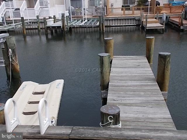 BAYSIDE KEYS - Residential