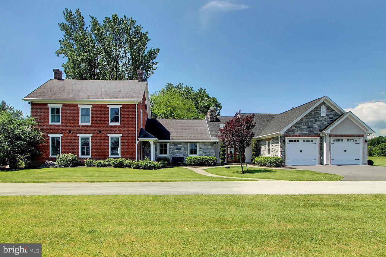 Additional living space in carriage/garage 1,044 sq. ft. see plans in associated docs., Home has combination oil, propane & heat pump HVAC plus electric central air, guest quarters has floor radiant heat, see assoc. docs for all details and additional information.