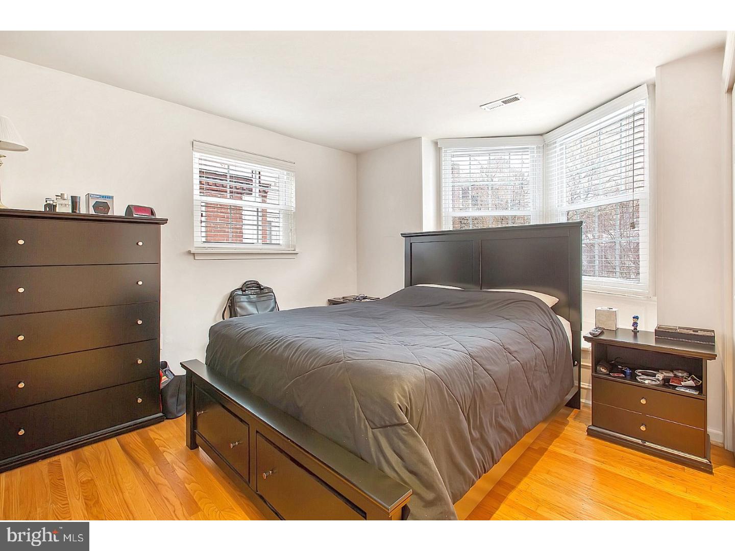 RITTENHOUSE SQUARE - Residential Income