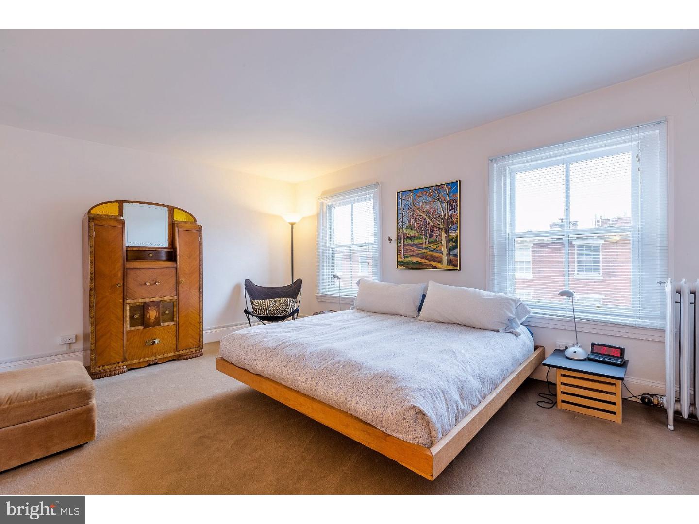 RITTENHOUSE SQUARE - Residential Income