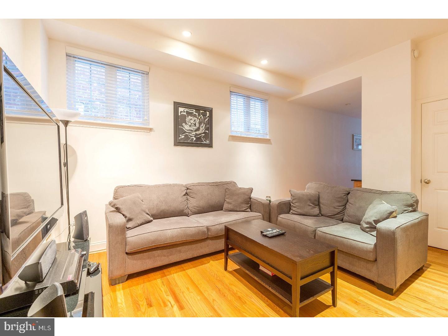 RITTENHOUSE SQUARE - Residential Income