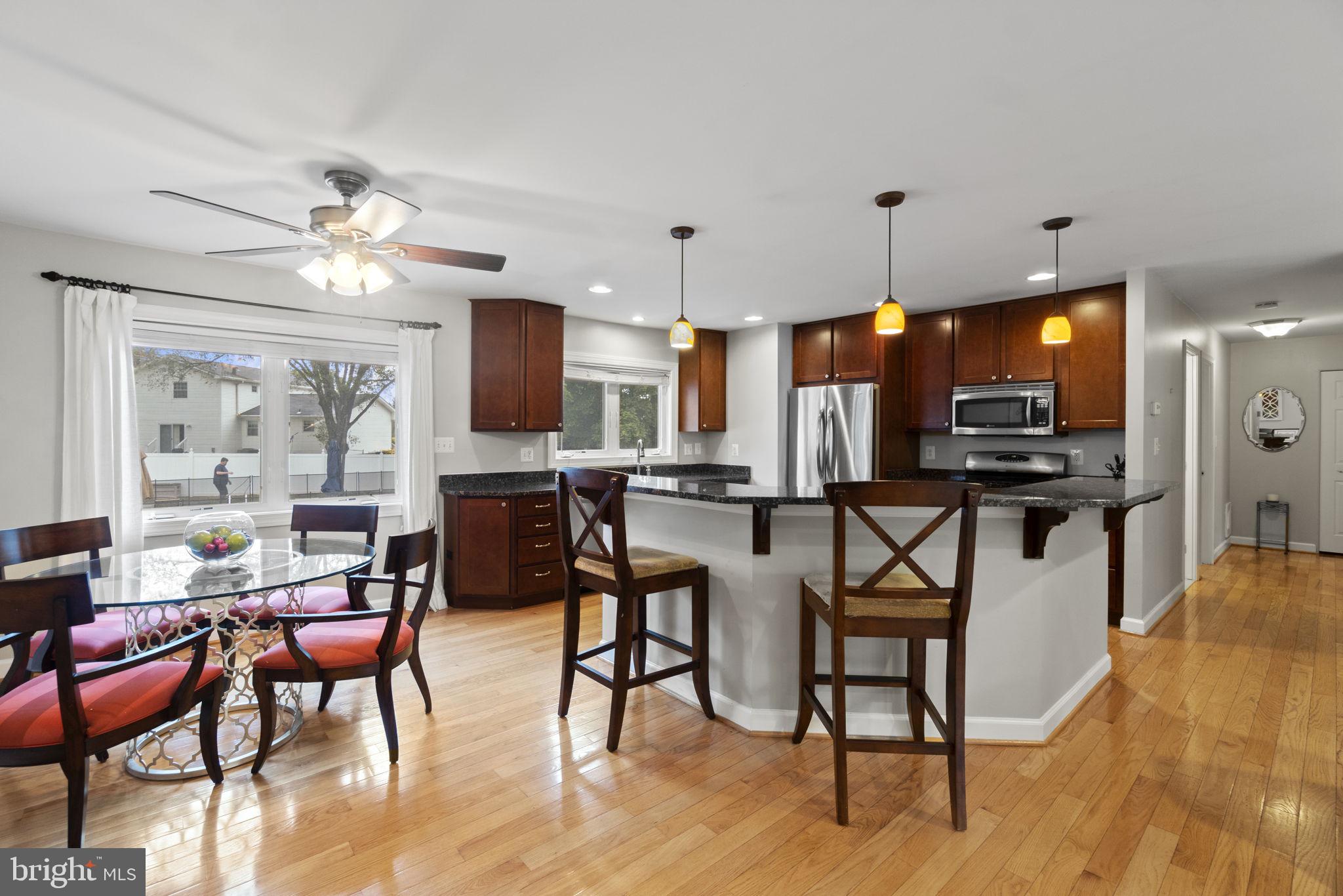 SPRIGGS COVE - Residential