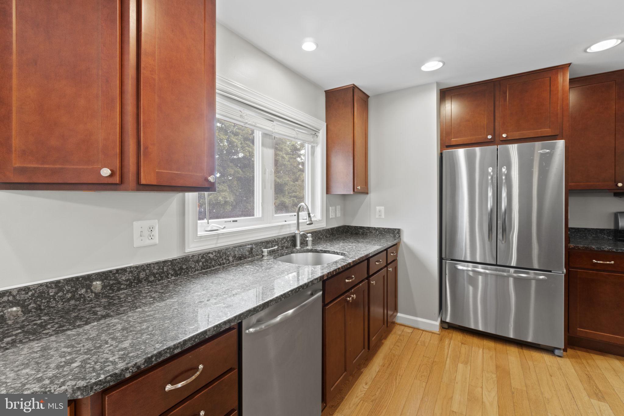 SPRIGGS COVE - Residential