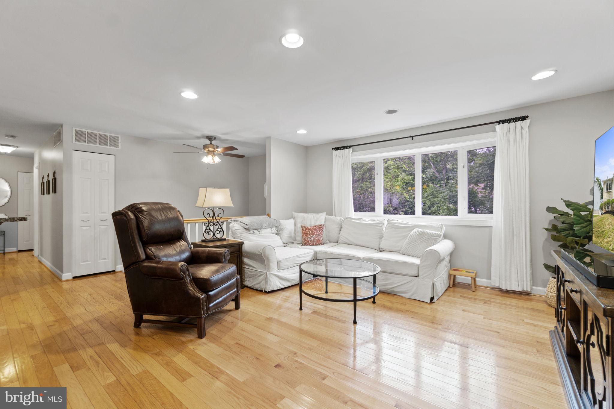 SPRIGGS COVE - Residential