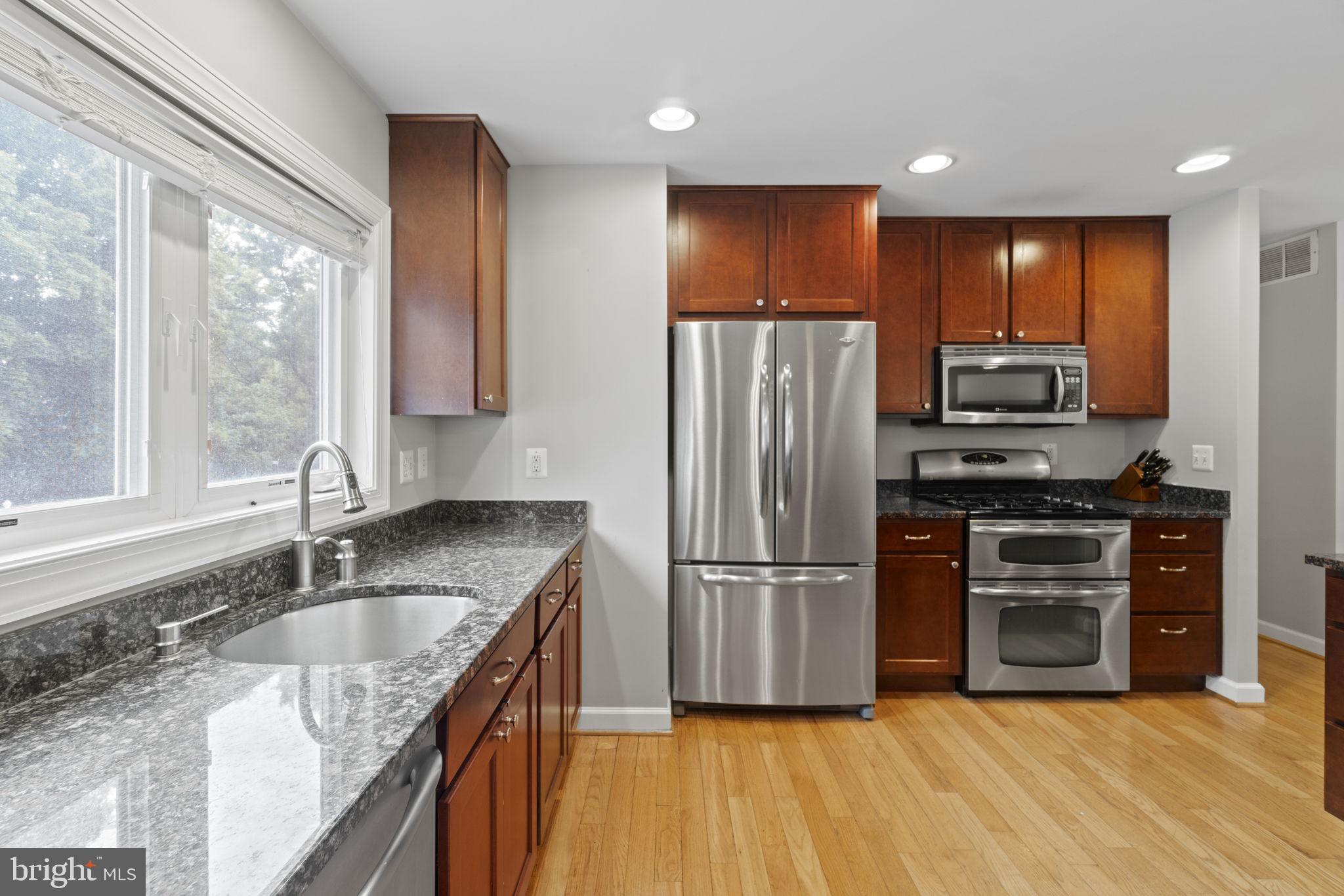 SPRIGGS COVE - Residential