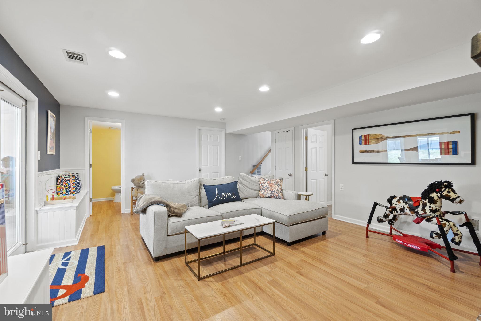 SPRIGGS COVE - Residential