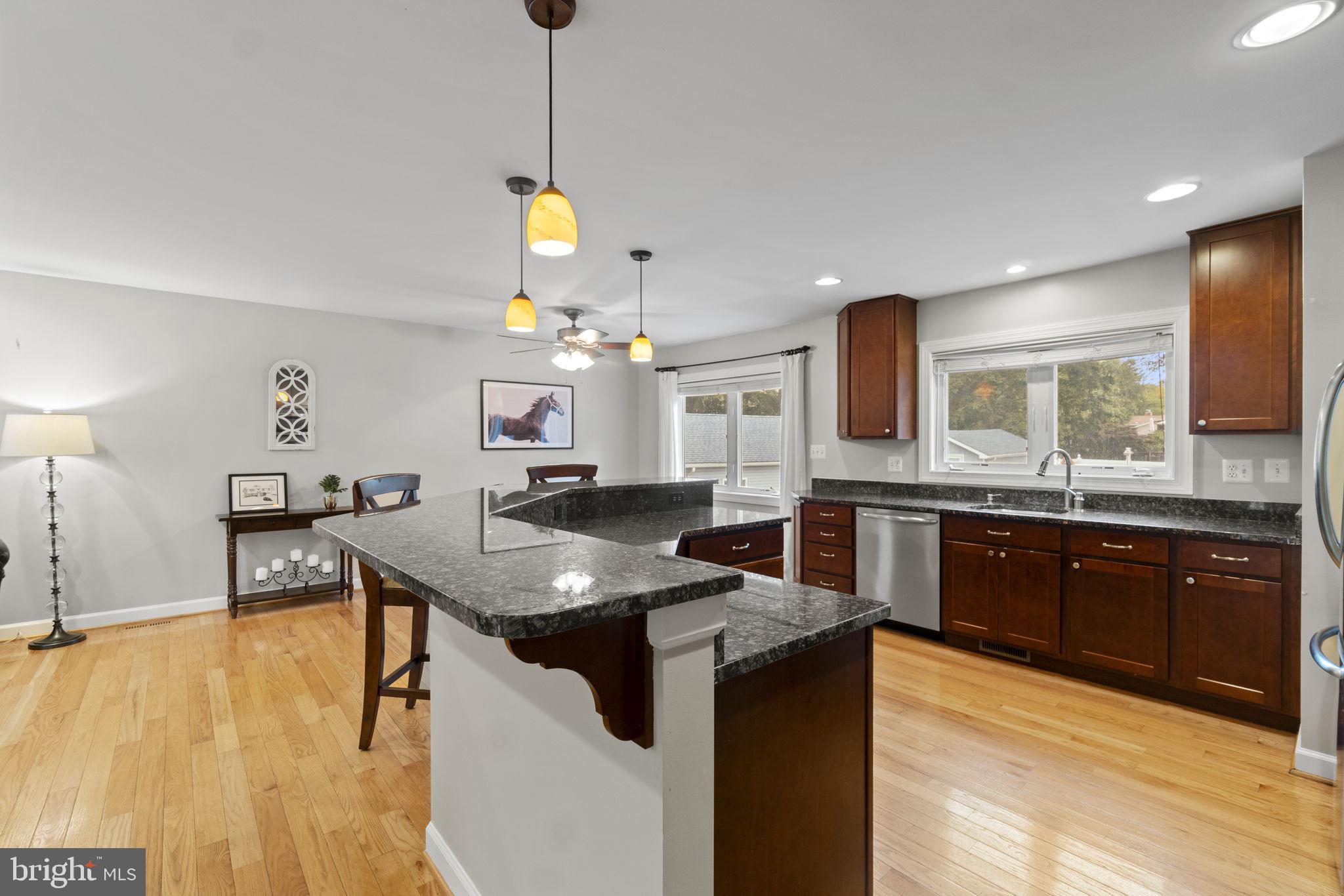 SPRIGGS COVE - Residential