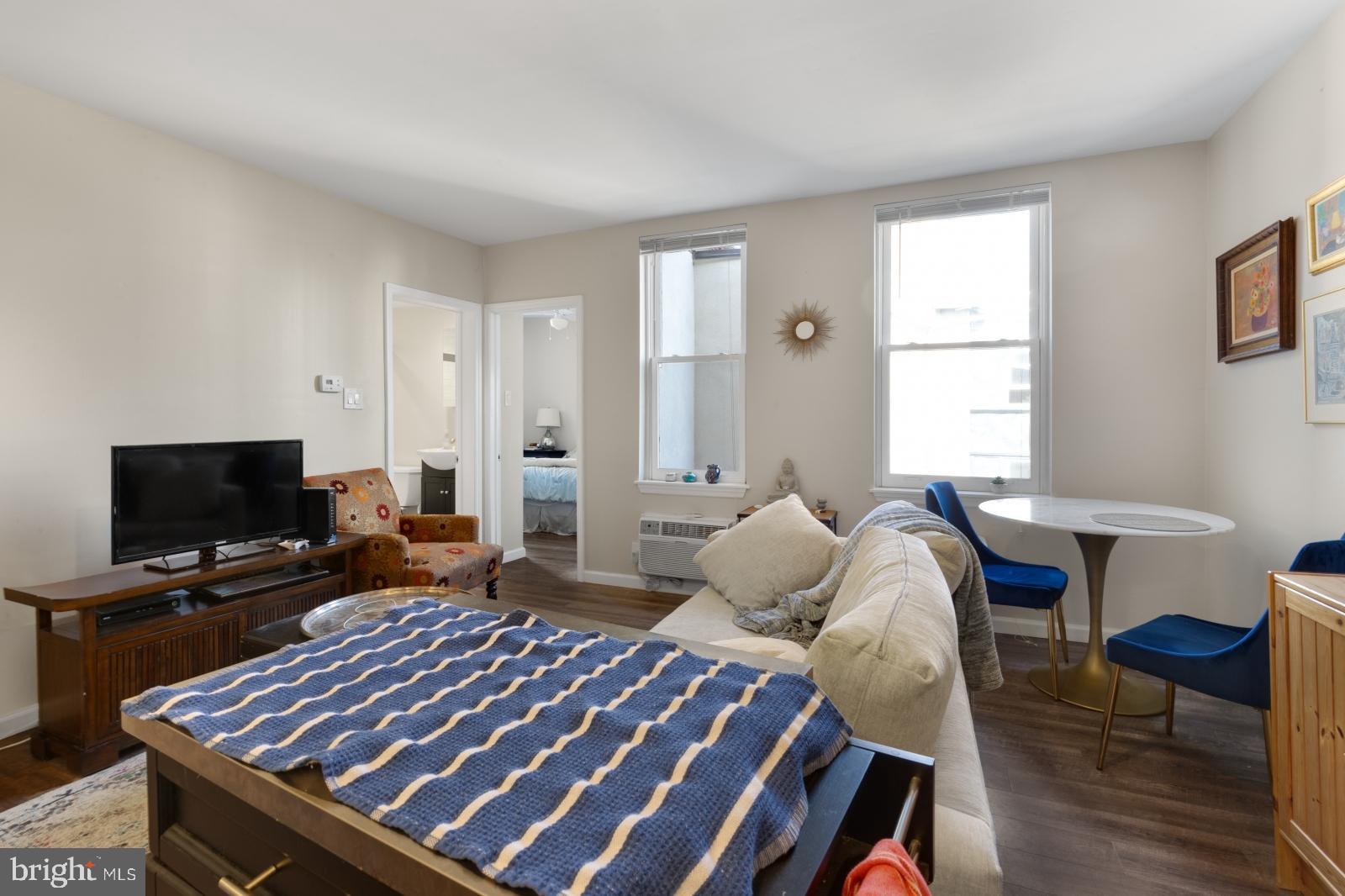 FITLER SQUARE - Residential Lease