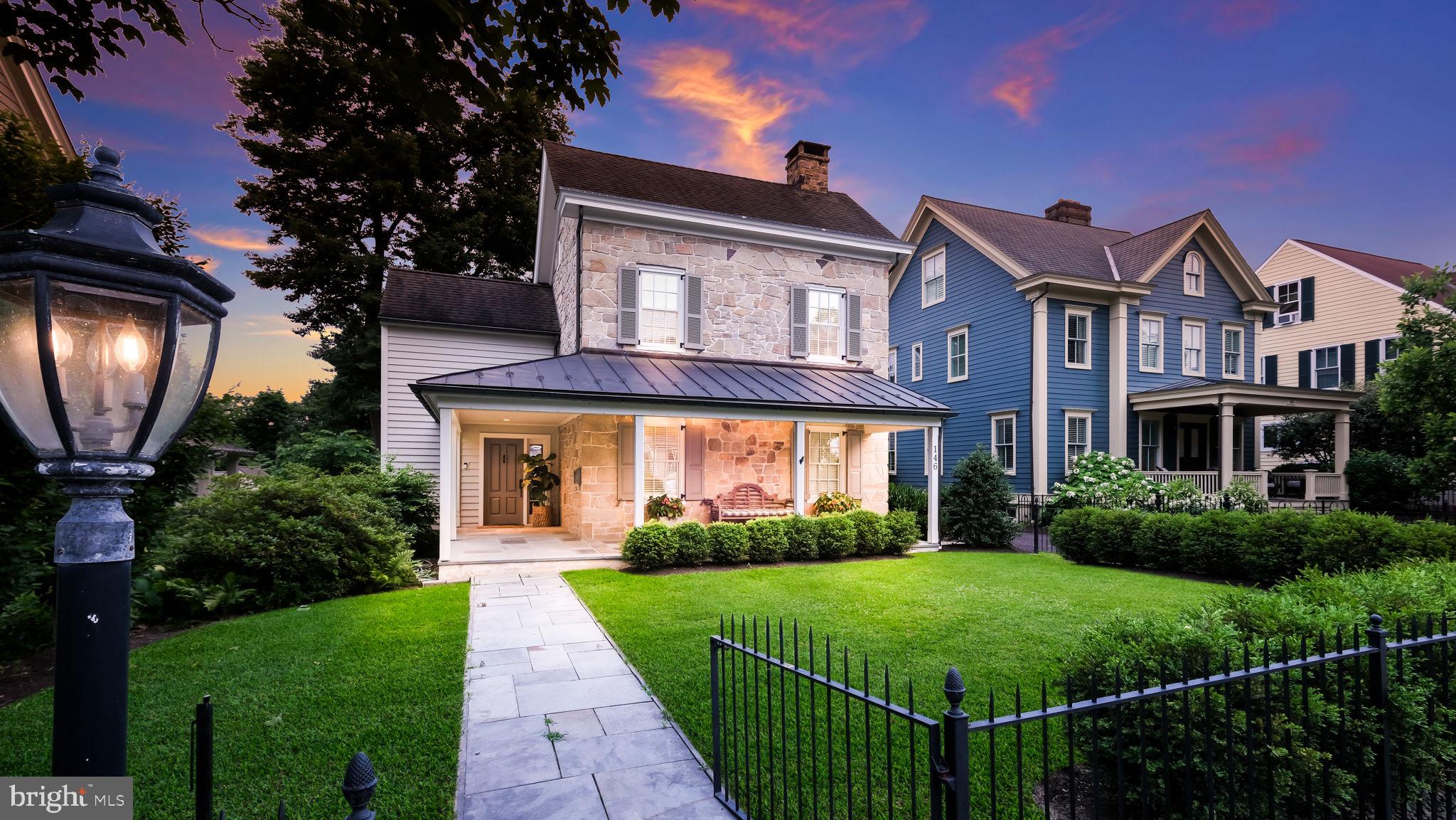 DOYLESTOWN BORO - Residential