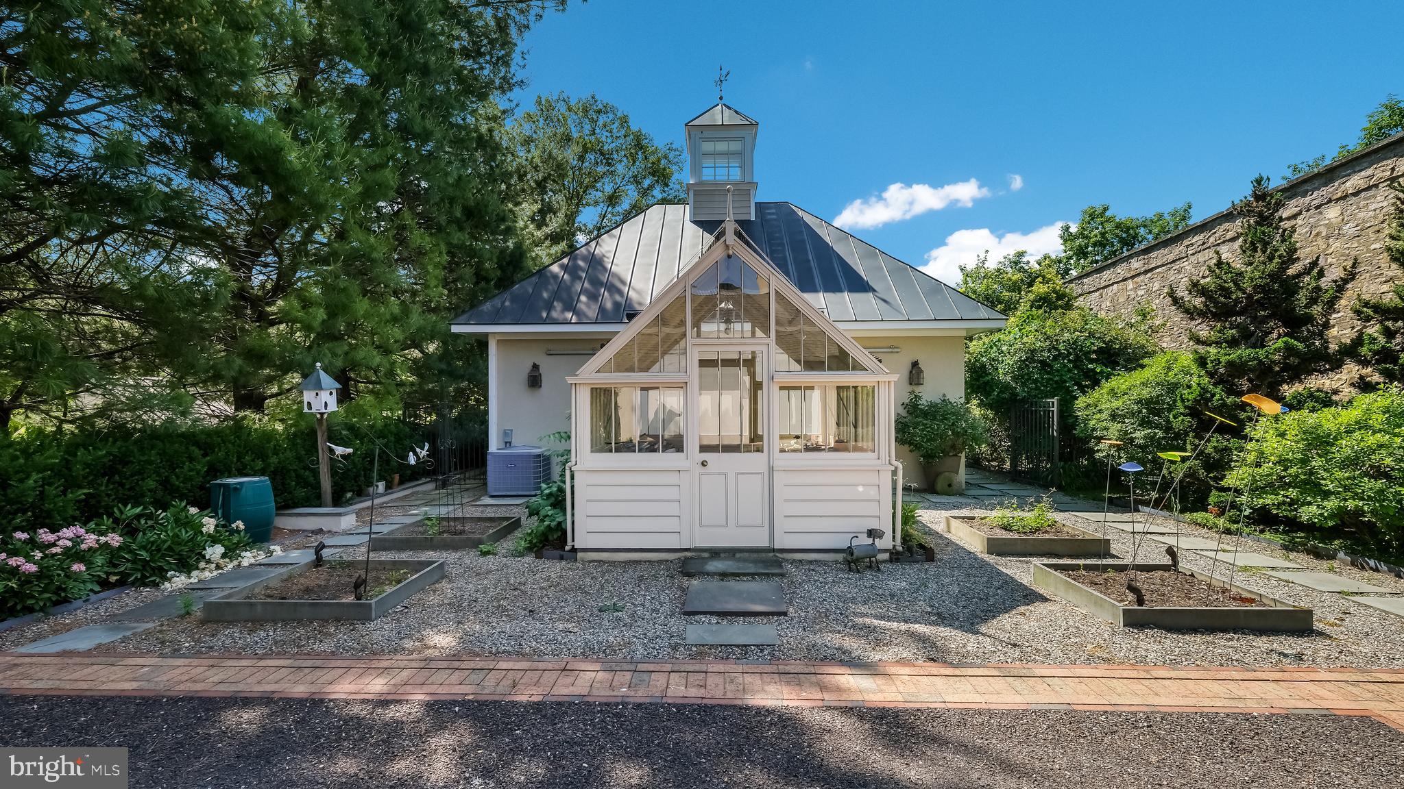 DOYLESTOWN BORO - Residential