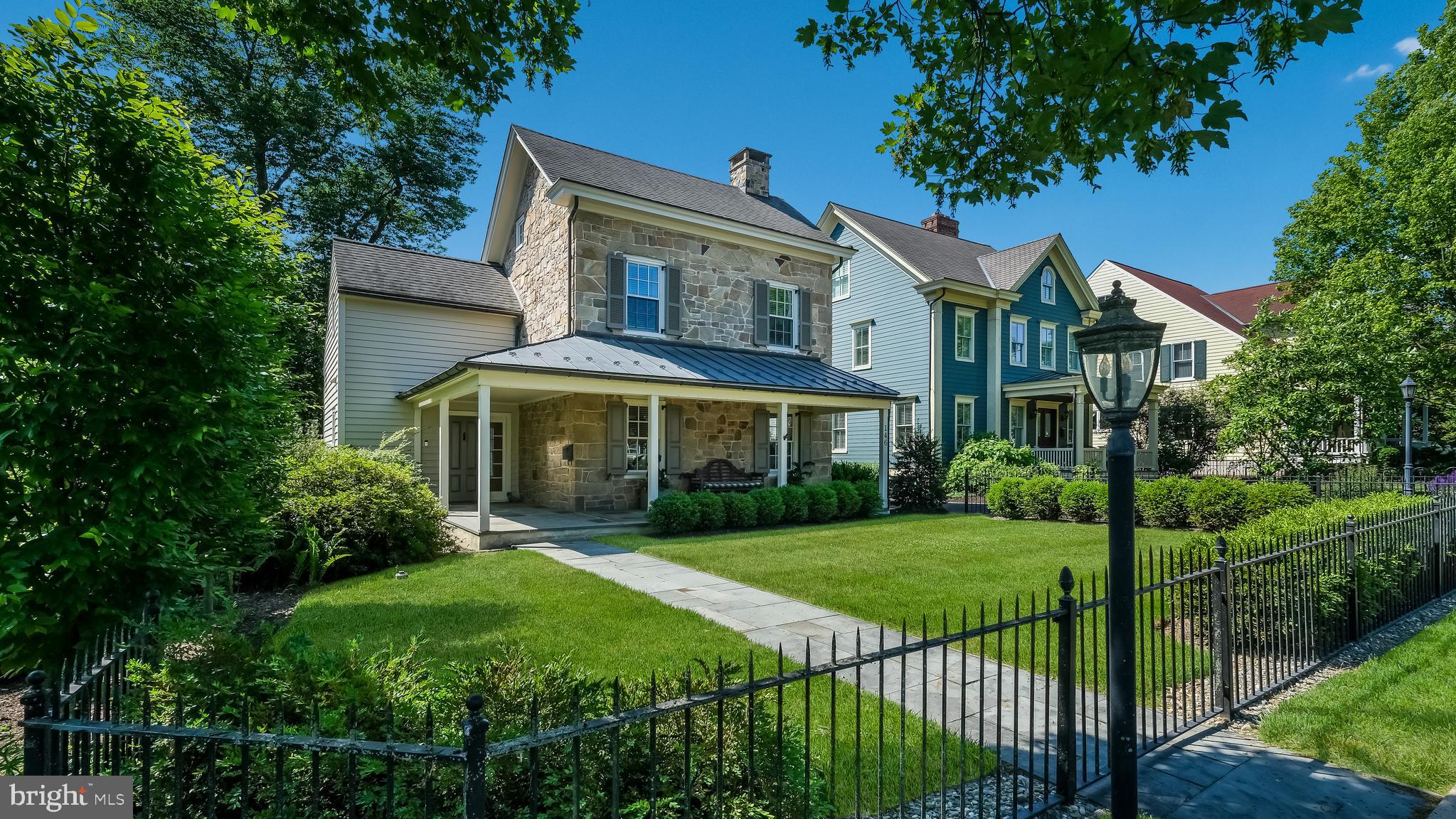 DOYLESTOWN BORO - Residential