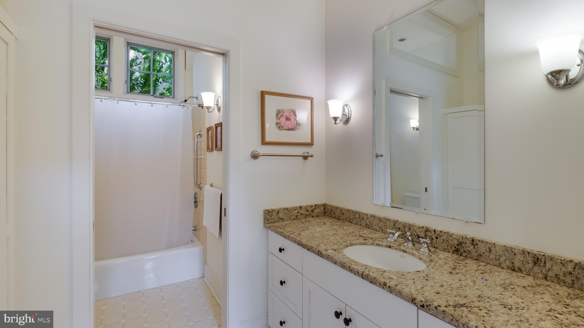 DOYLESTOWN BORO - Residential