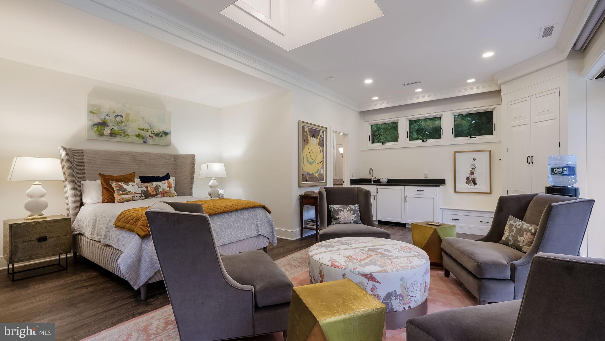 DOYLESTOWN BORO - Residential