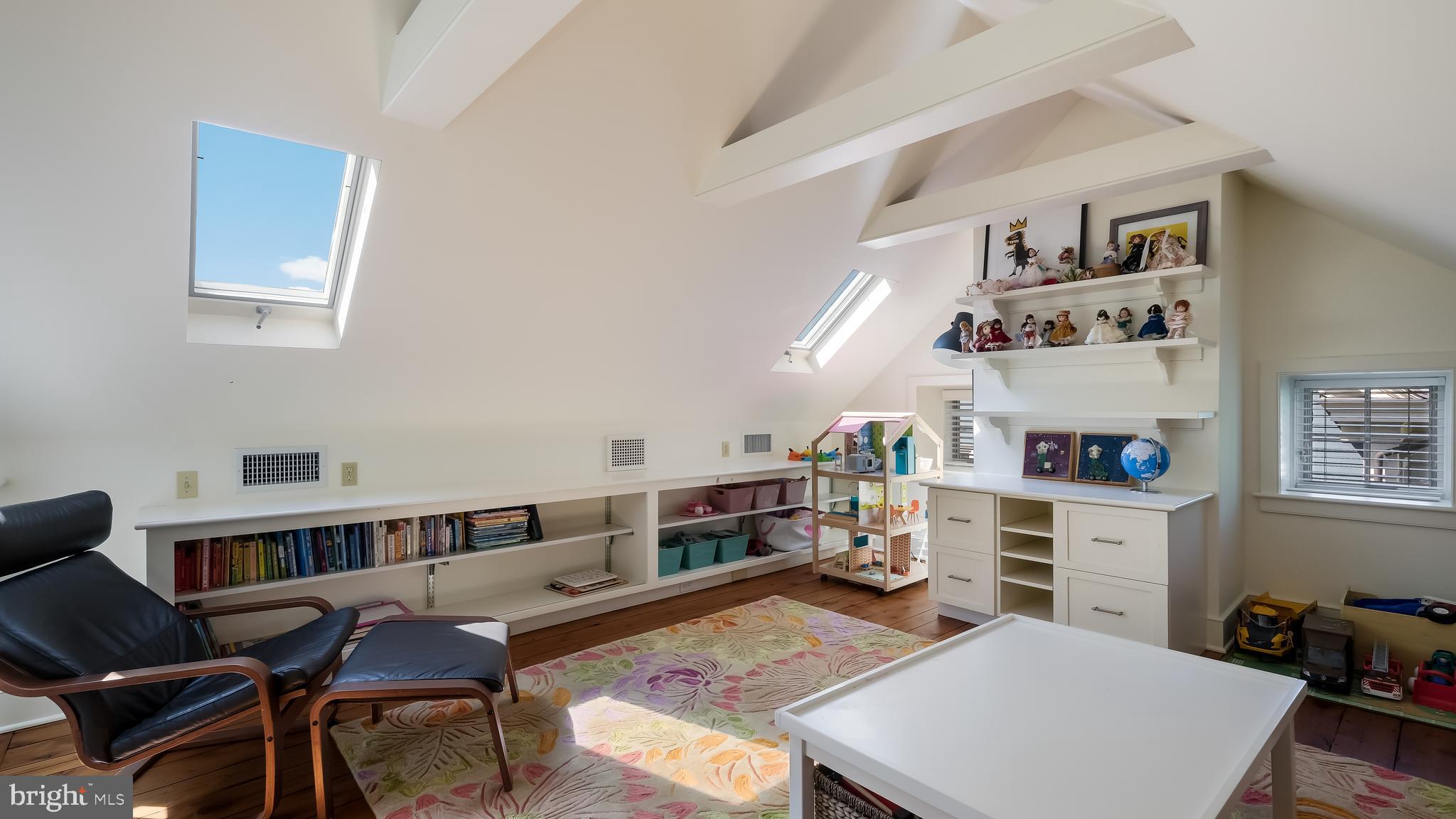 DOYLESTOWN BORO - Residential