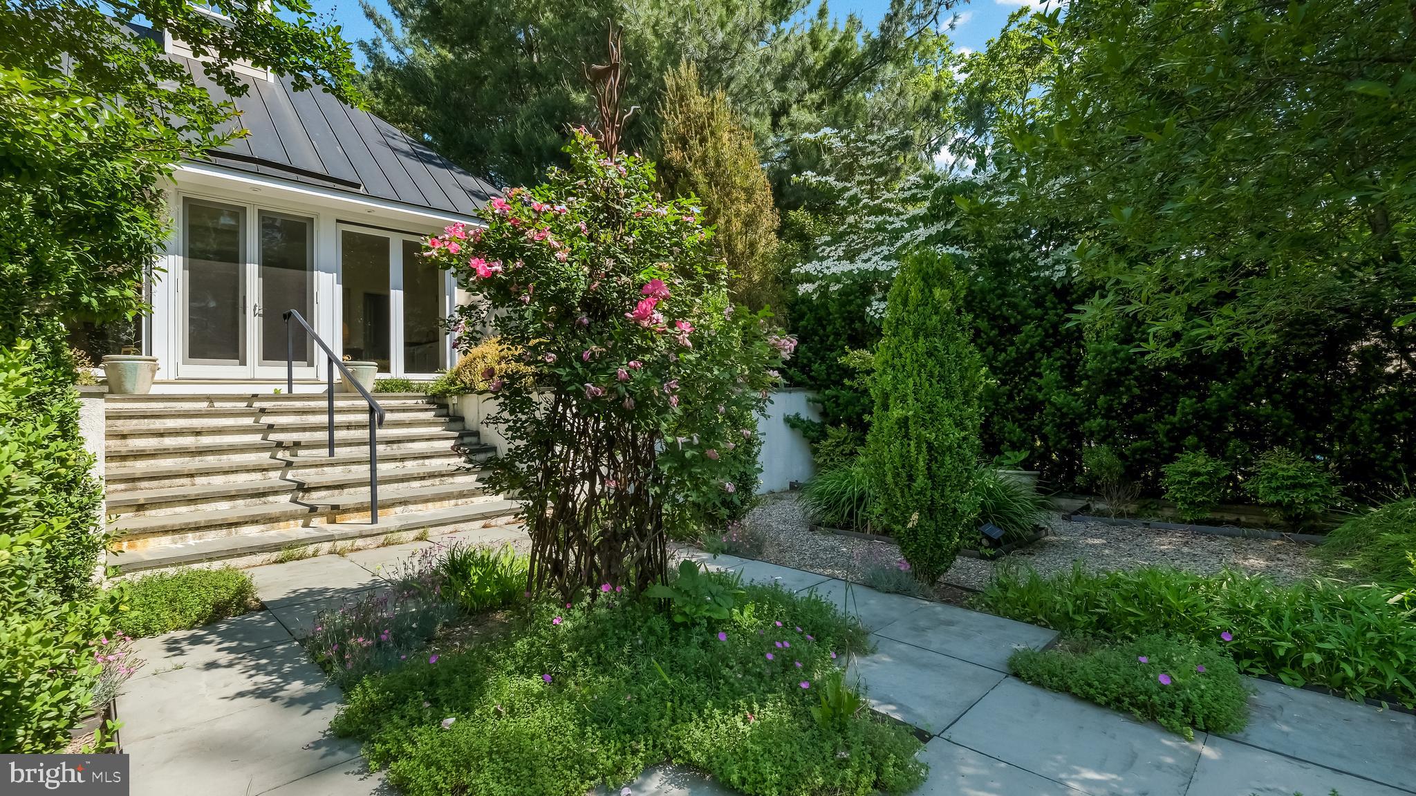 DOYLESTOWN BORO - Residential