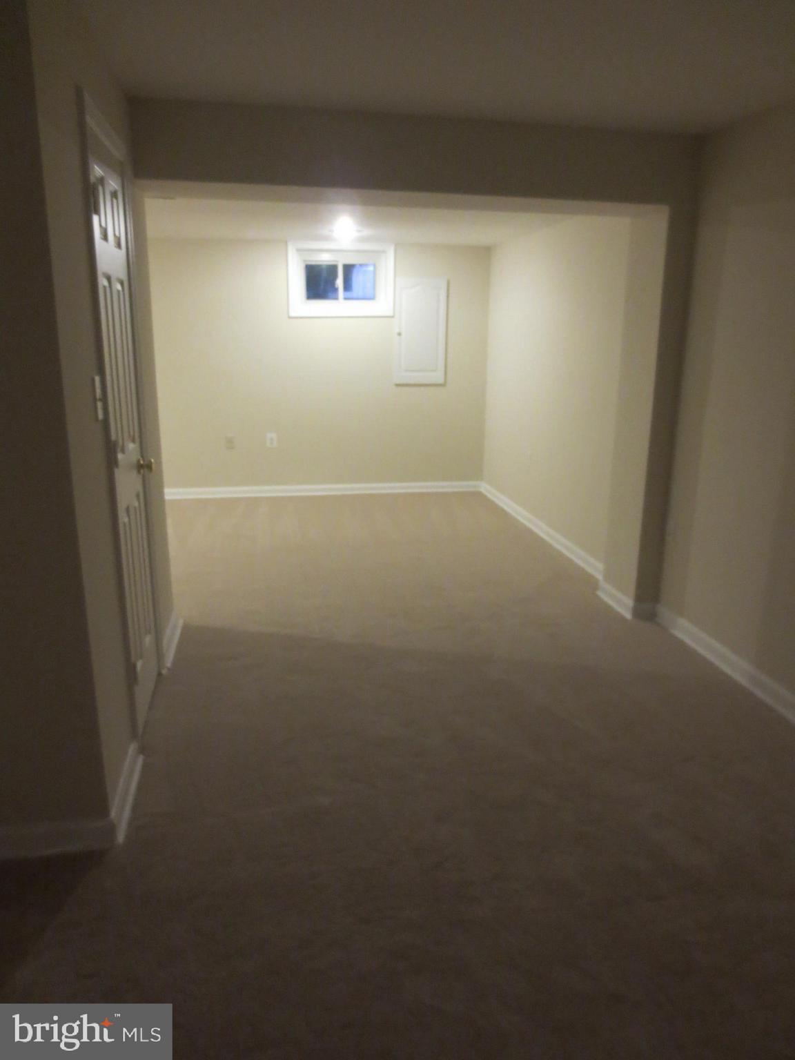 LITTLE ROCKY RUN - Residential Lease