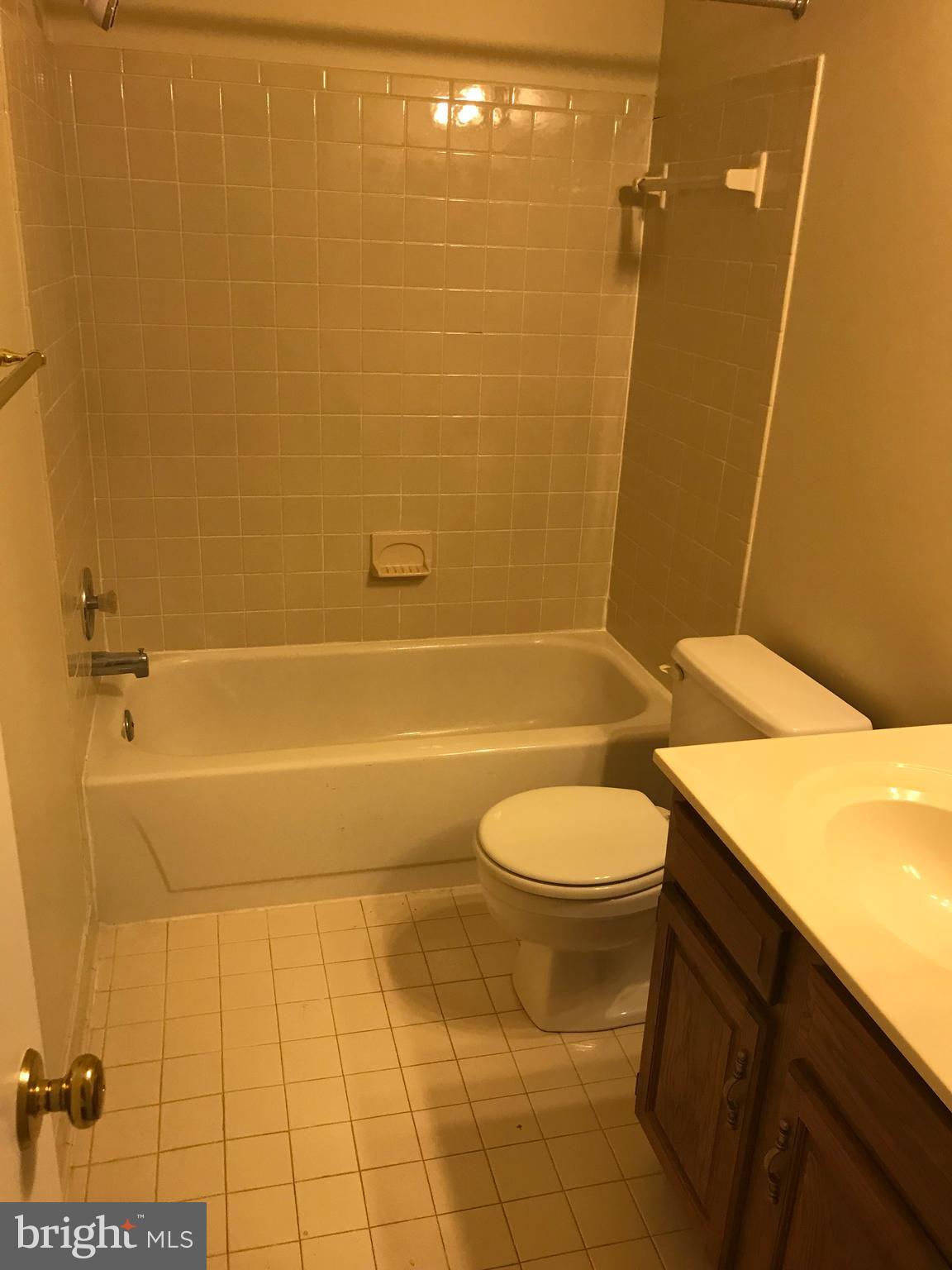 LITTLE ROCKY RUN - Residential Lease