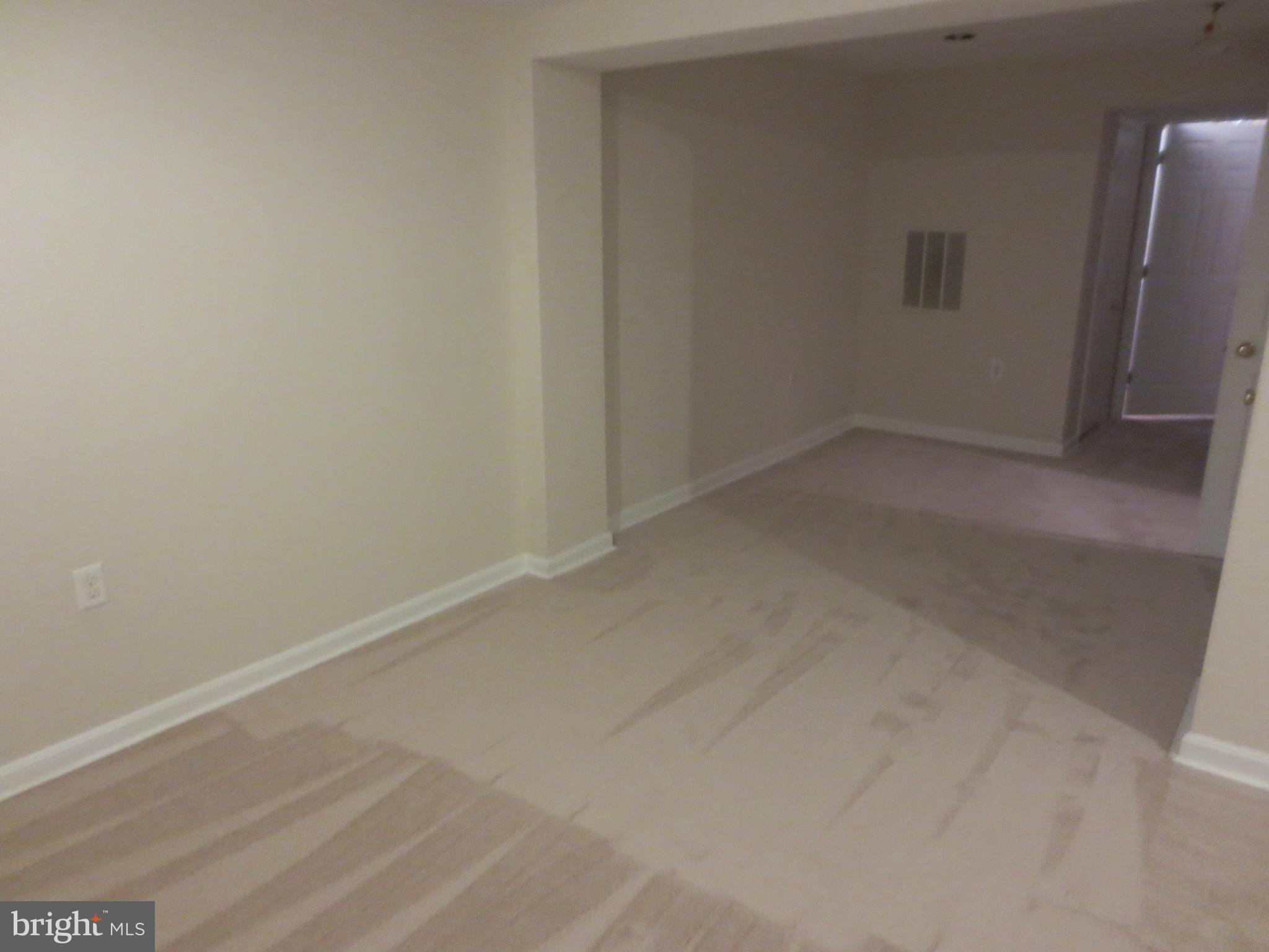 LITTLE ROCKY RUN - Residential Lease