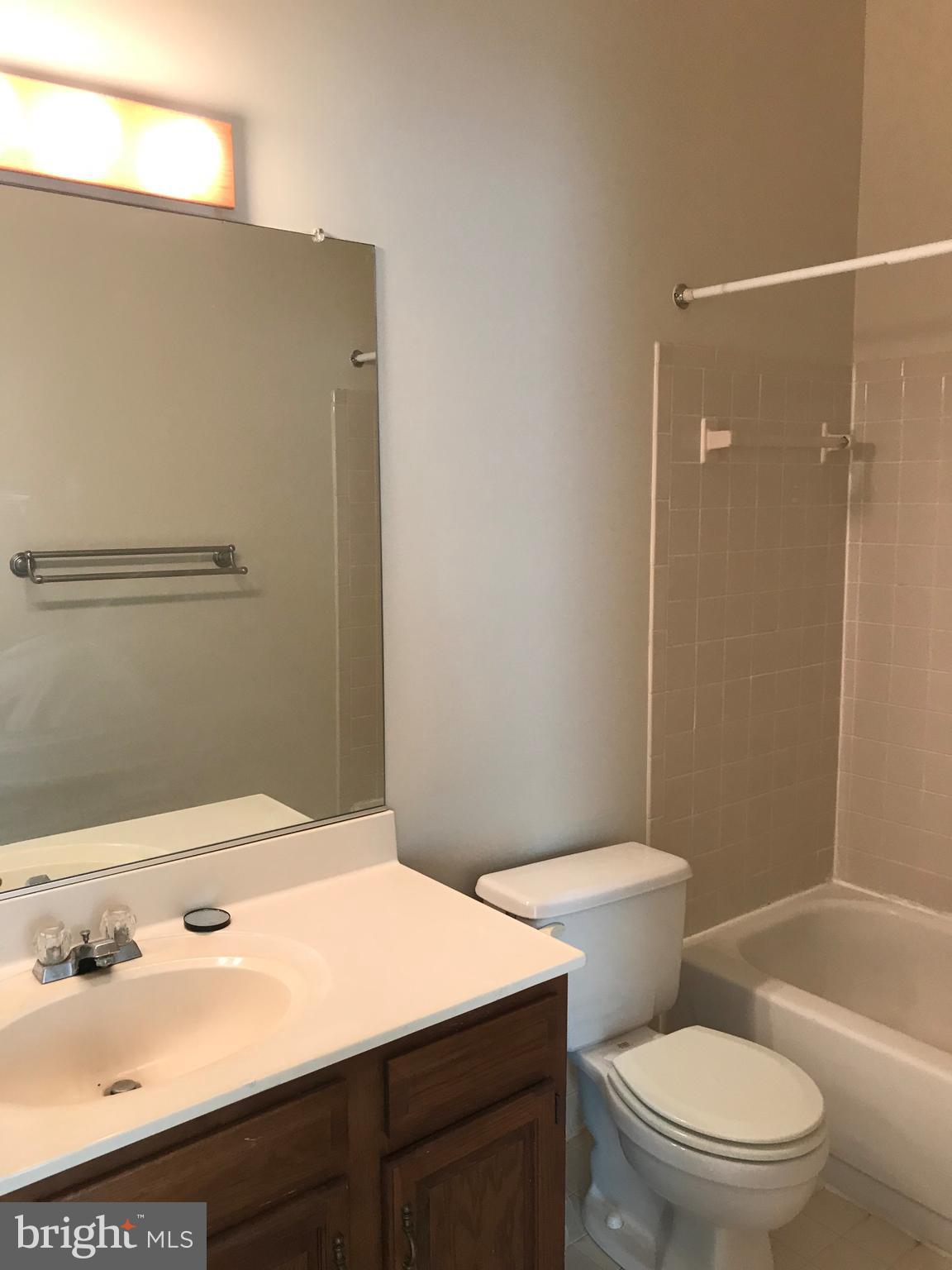 LITTLE ROCKY RUN - Residential Lease