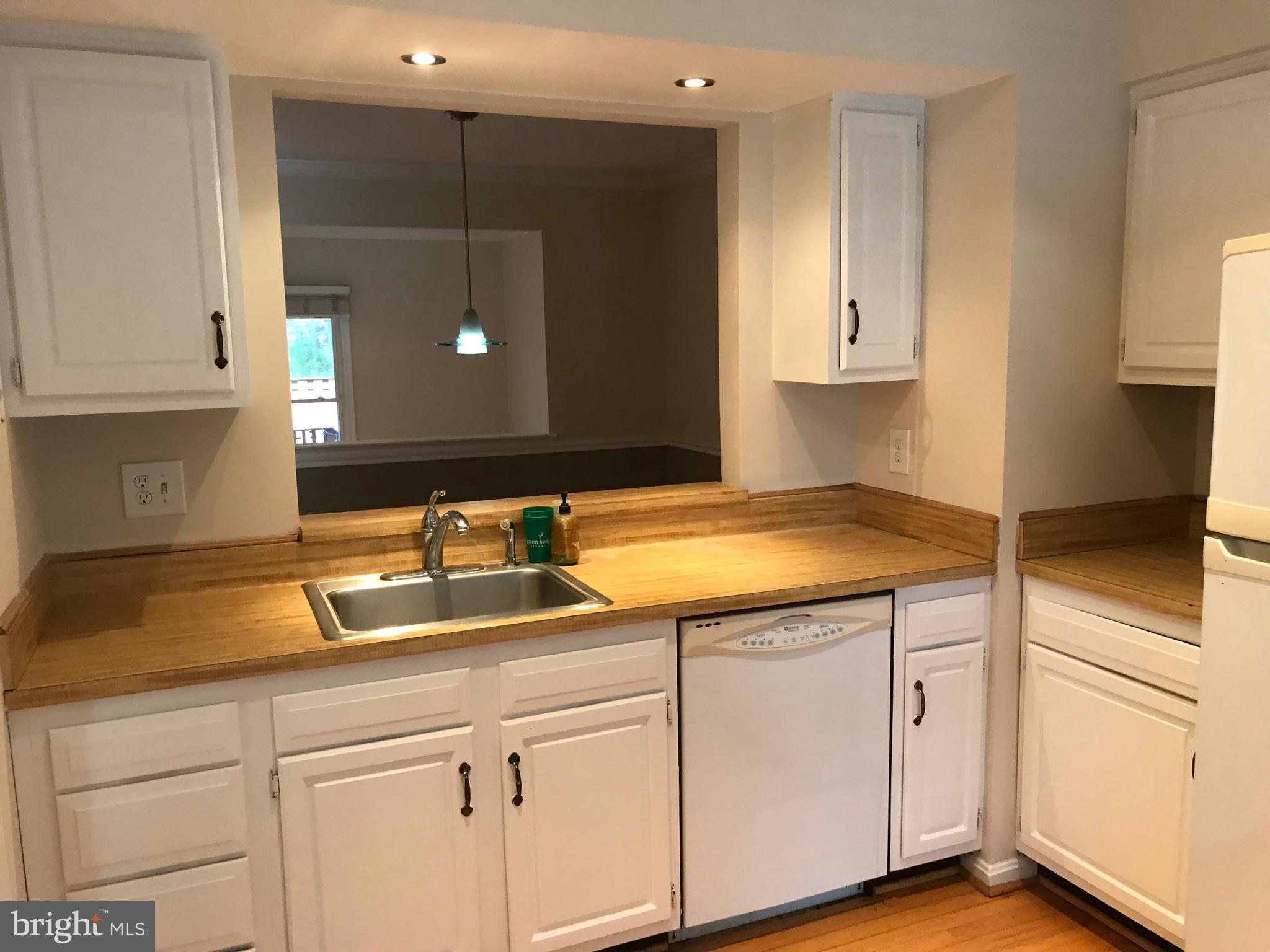 LITTLE ROCKY RUN - Residential Lease