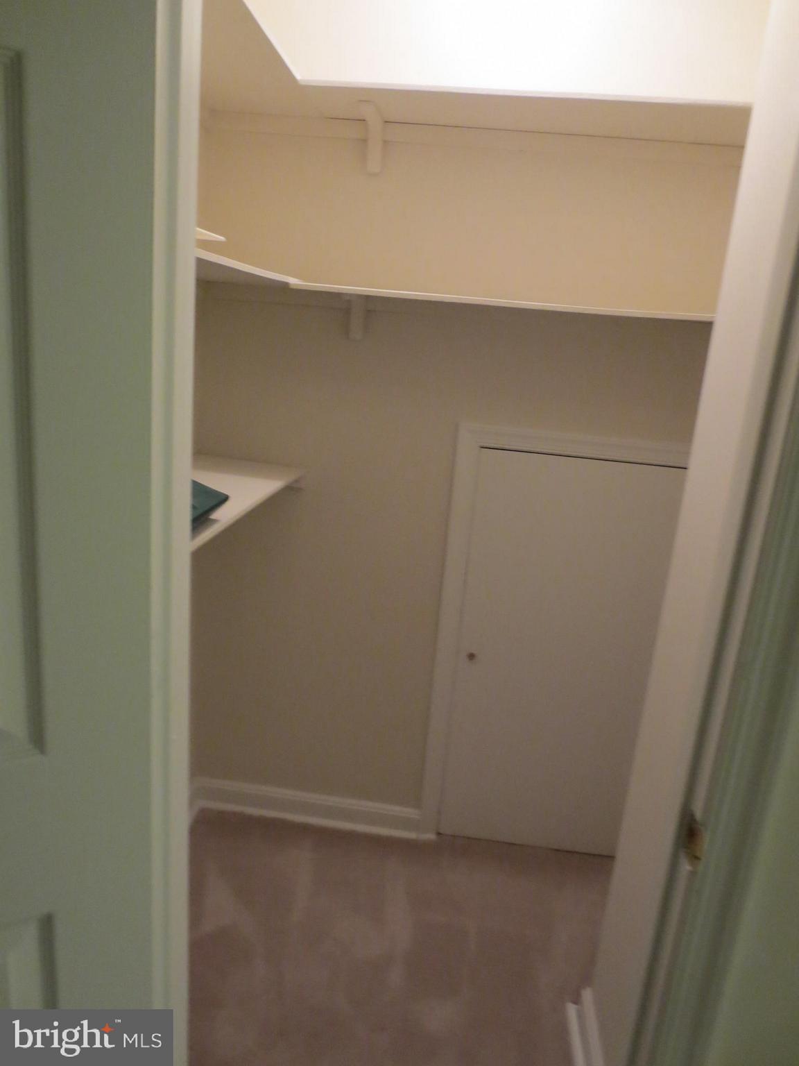 LITTLE ROCKY RUN - Residential Lease