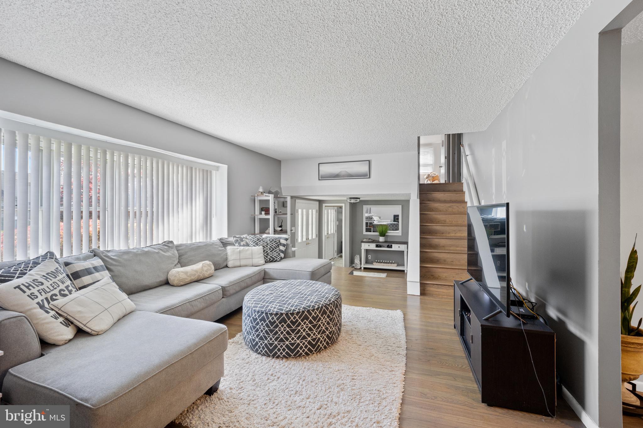 BROOKWOOD ESTS - Residential