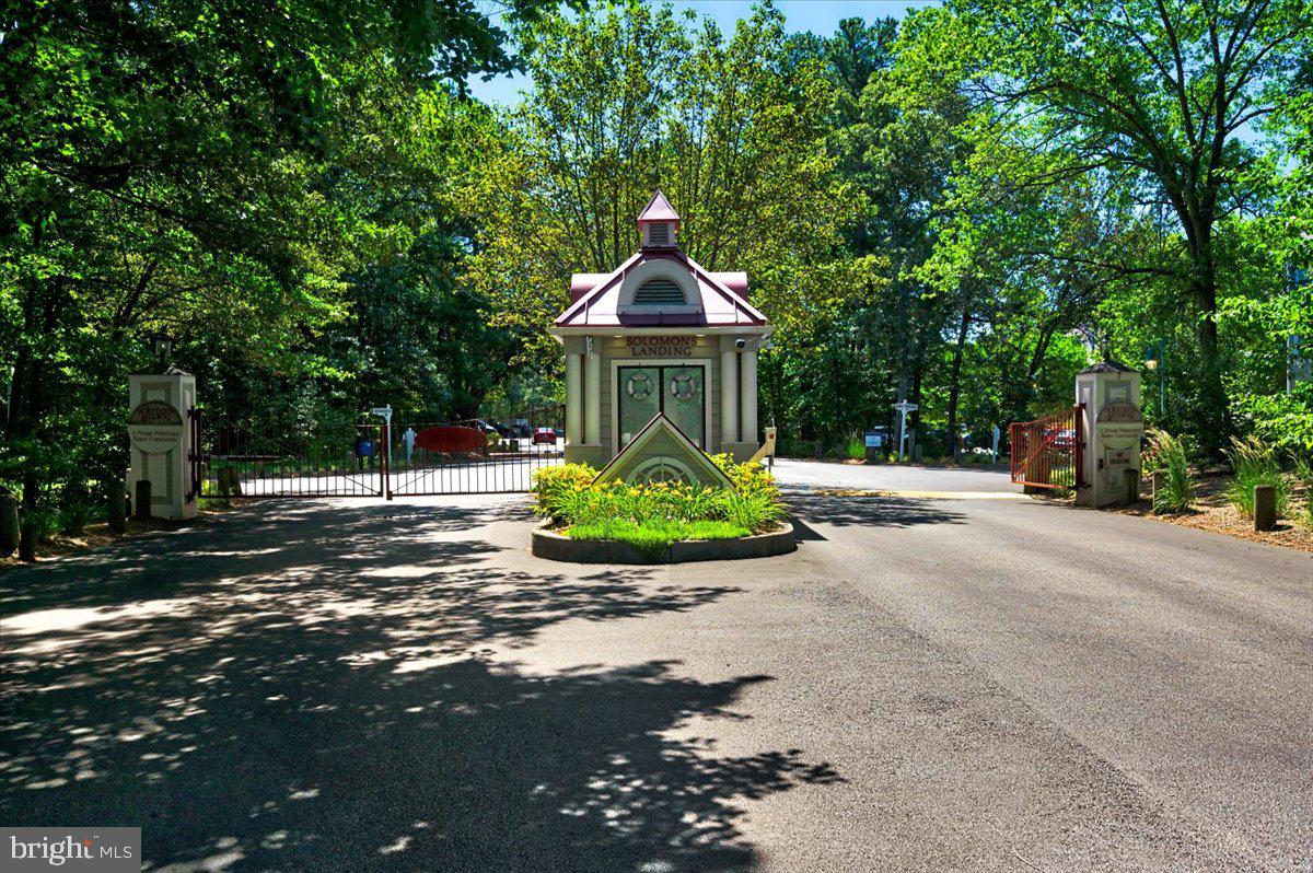 SOLOMONS LANDING - Residential Lease