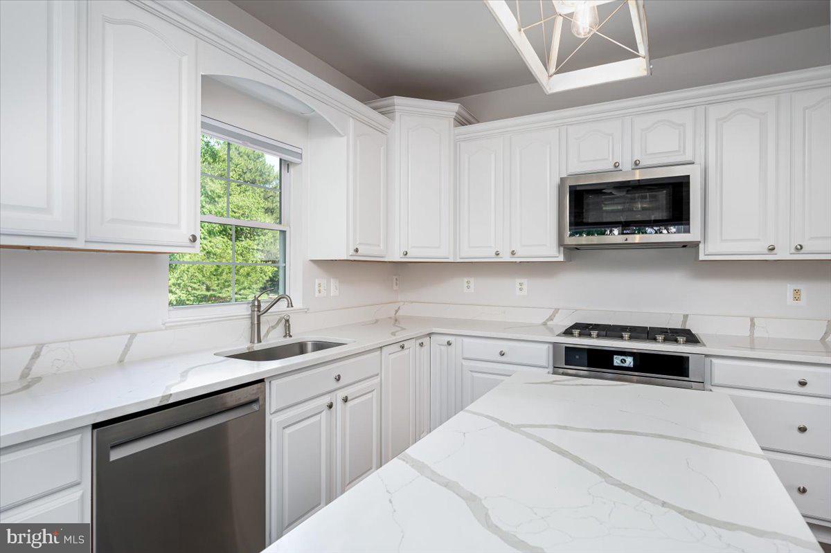 SOLOMONS LANDING - Residential Lease