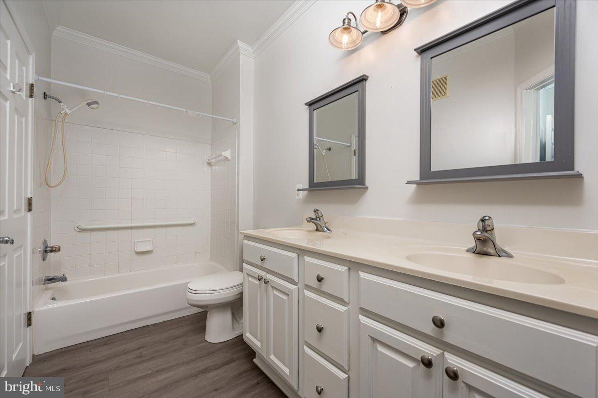 SOLOMONS LANDING - Residential Lease