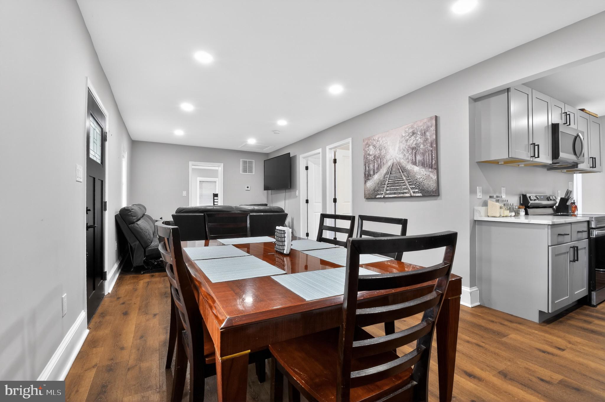 CLARKSBURG OUTSIDE - Residential