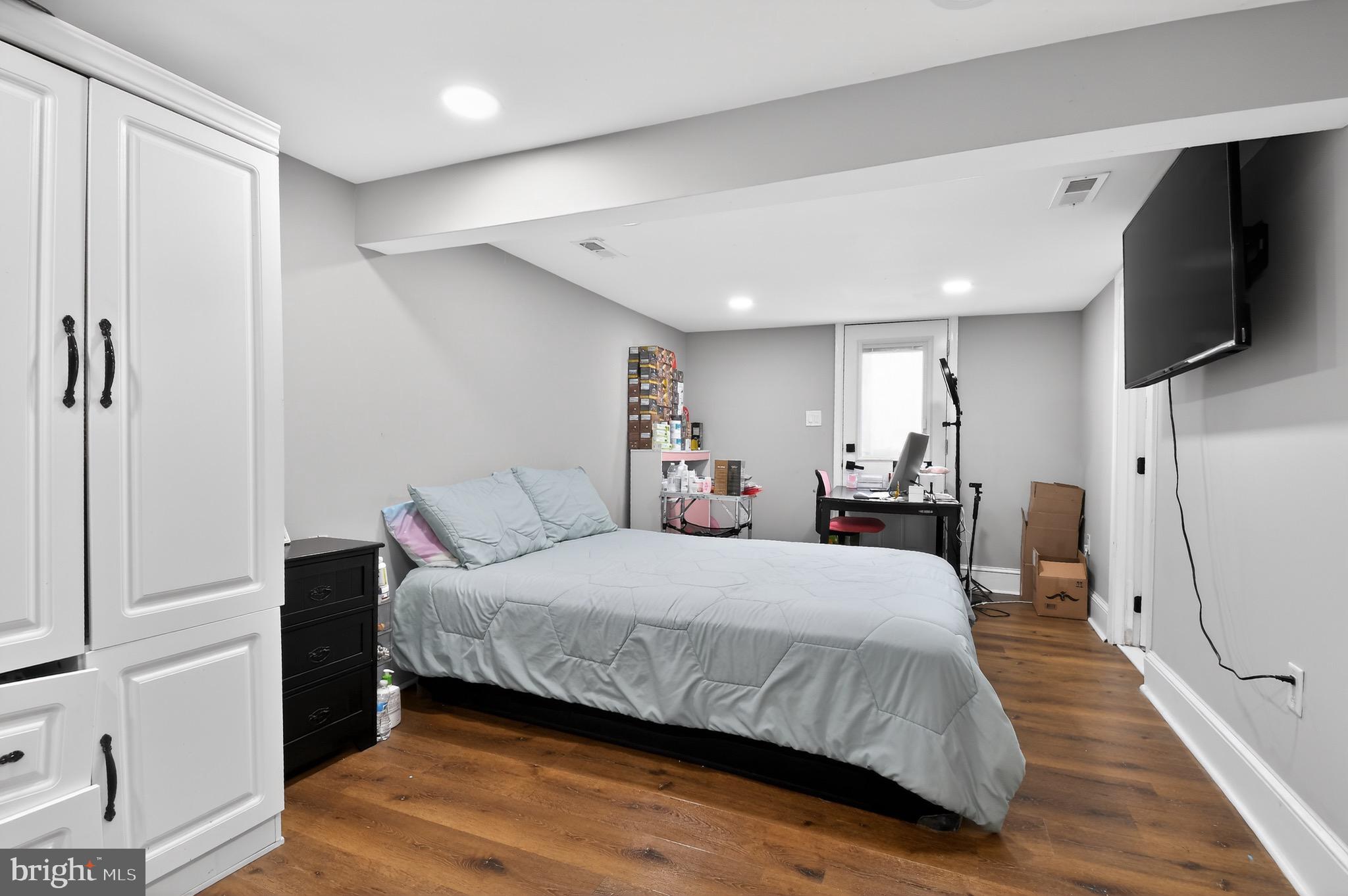 CLARKSBURG OUTSIDE - Residential