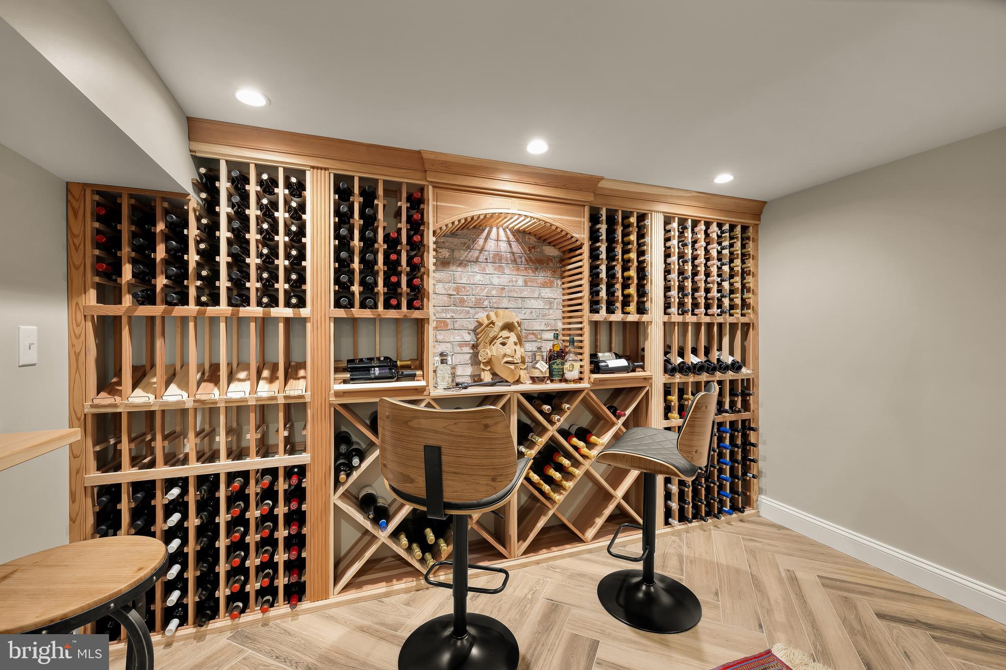 MAYWOOD - Residential