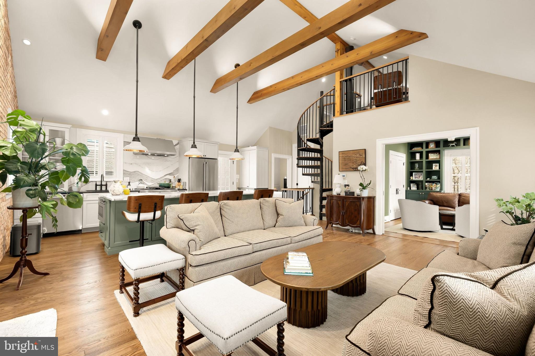 MAYWOOD - Residential