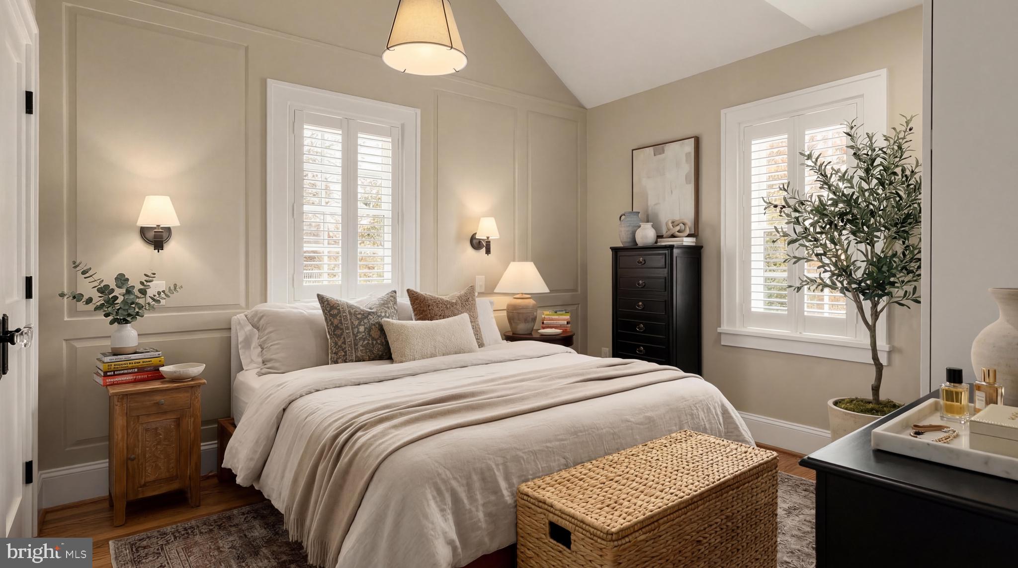 MAYWOOD - Residential