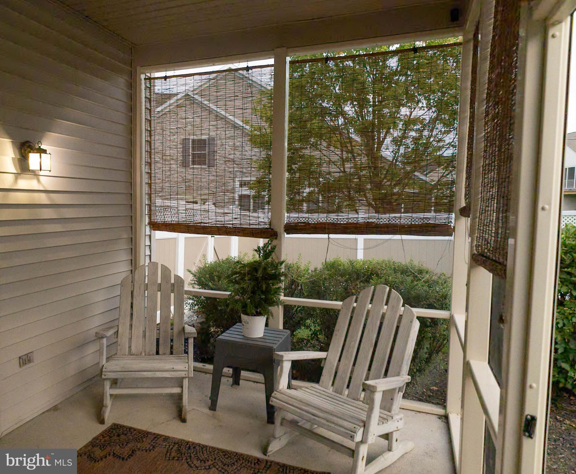 1053 HAMMON AVENUE