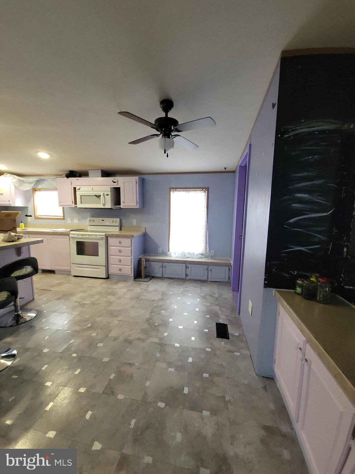 OAK KNOLL ESTATES - Residential