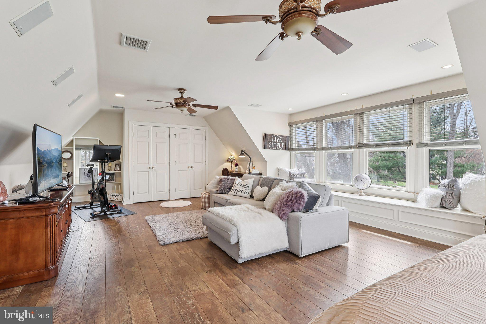 BROOKSHIRE - Residential