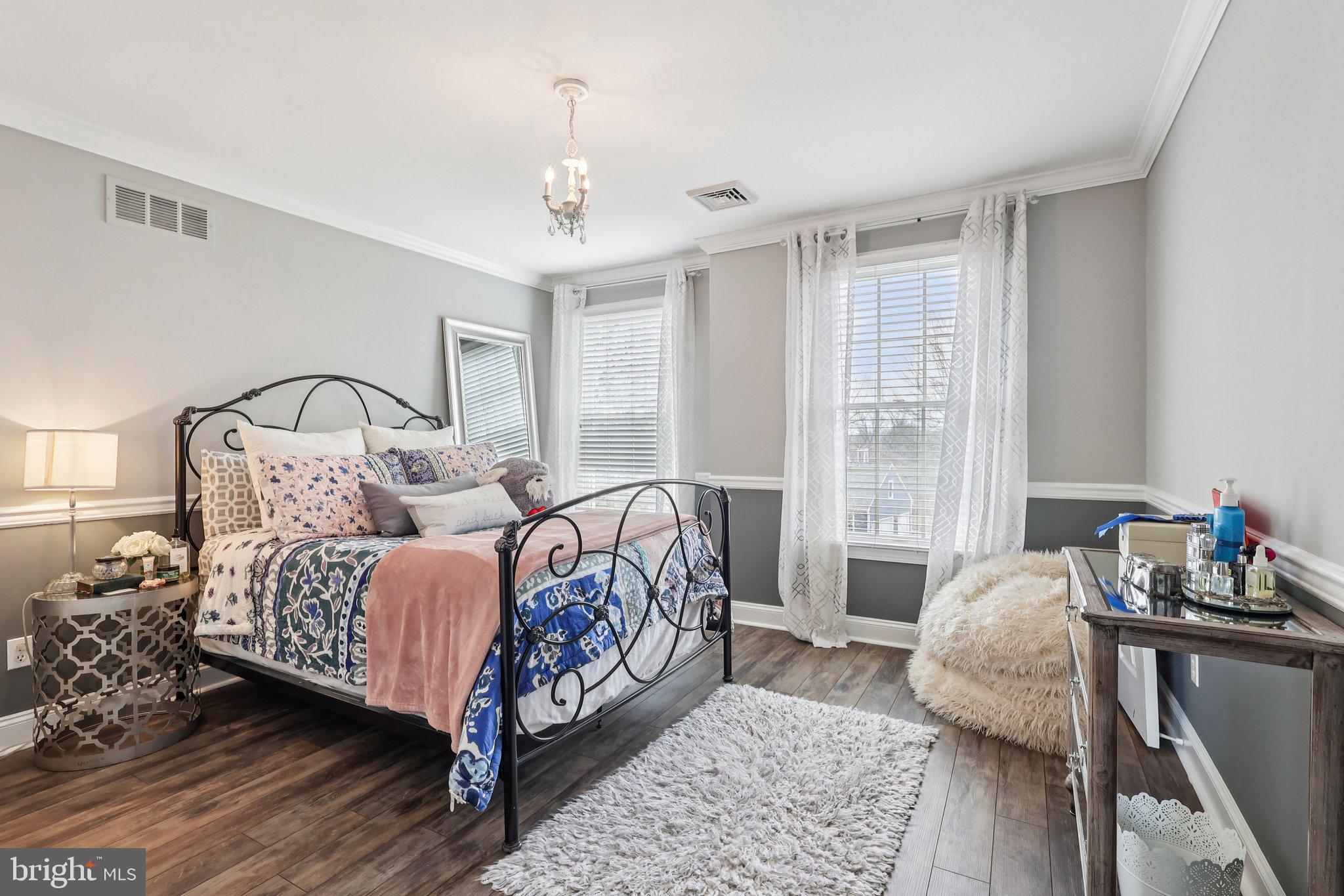 BROOKSHIRE - Residential