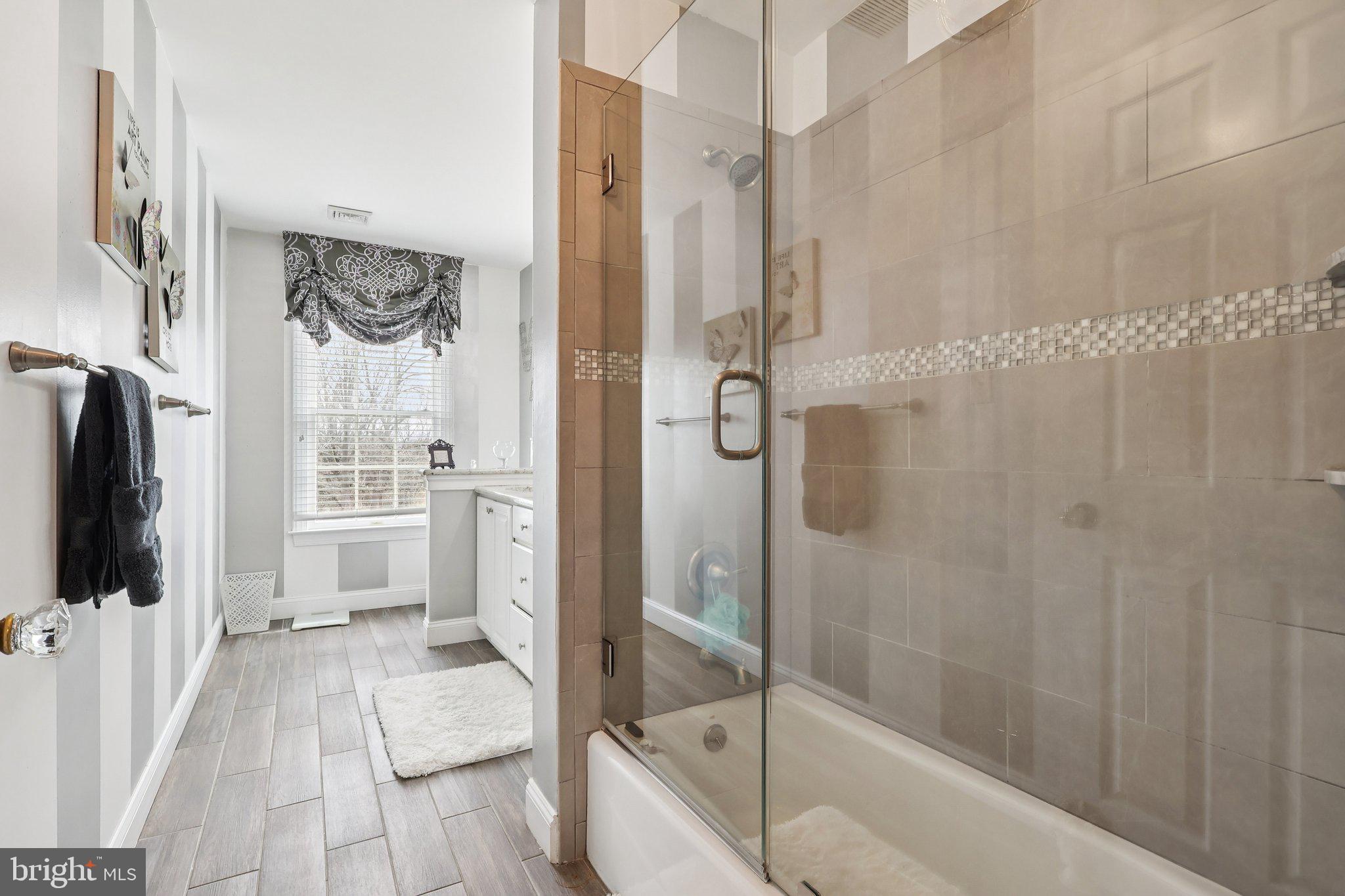 BROOKSHIRE - Residential