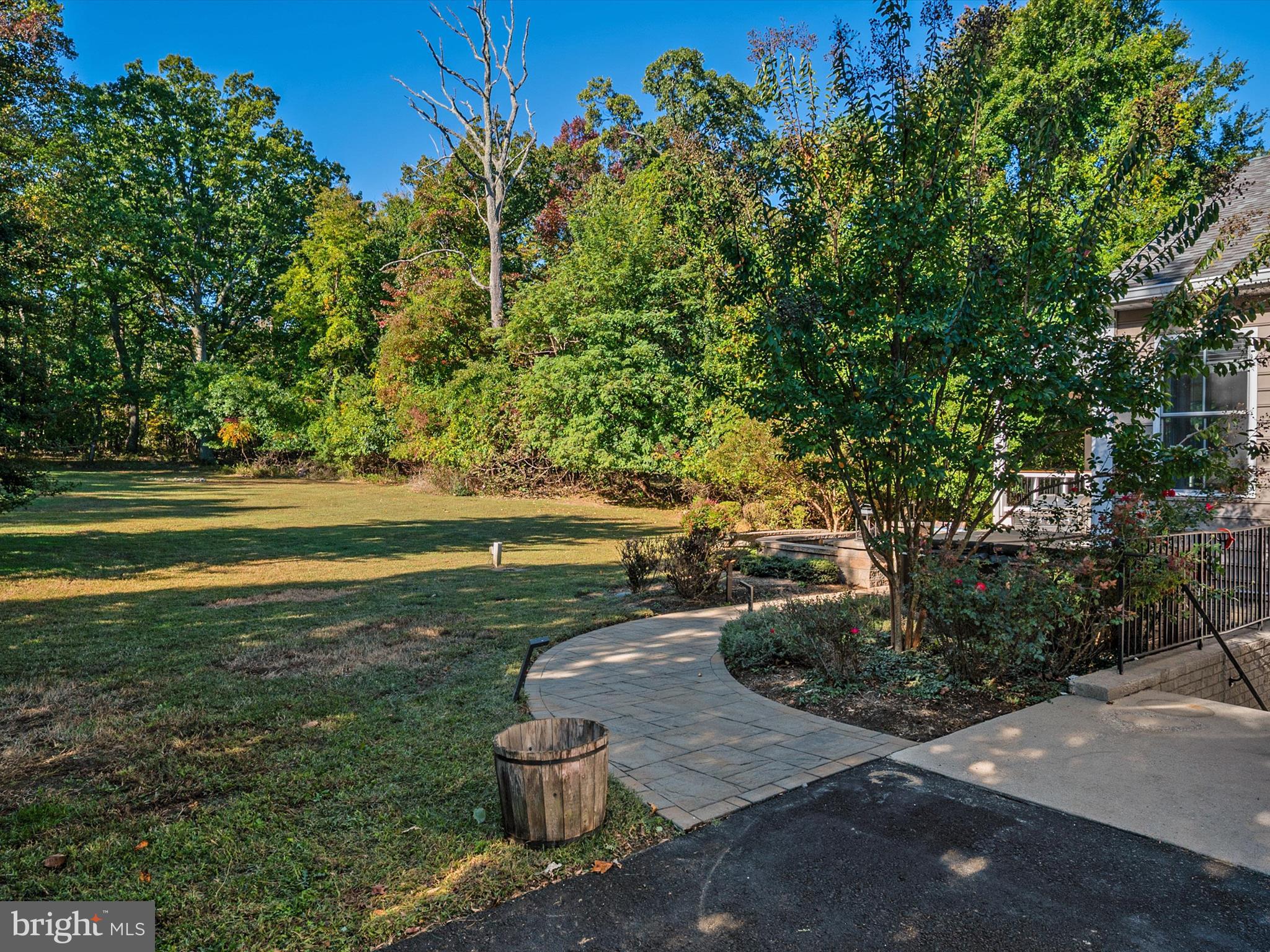 SHORE ACRES - Residential