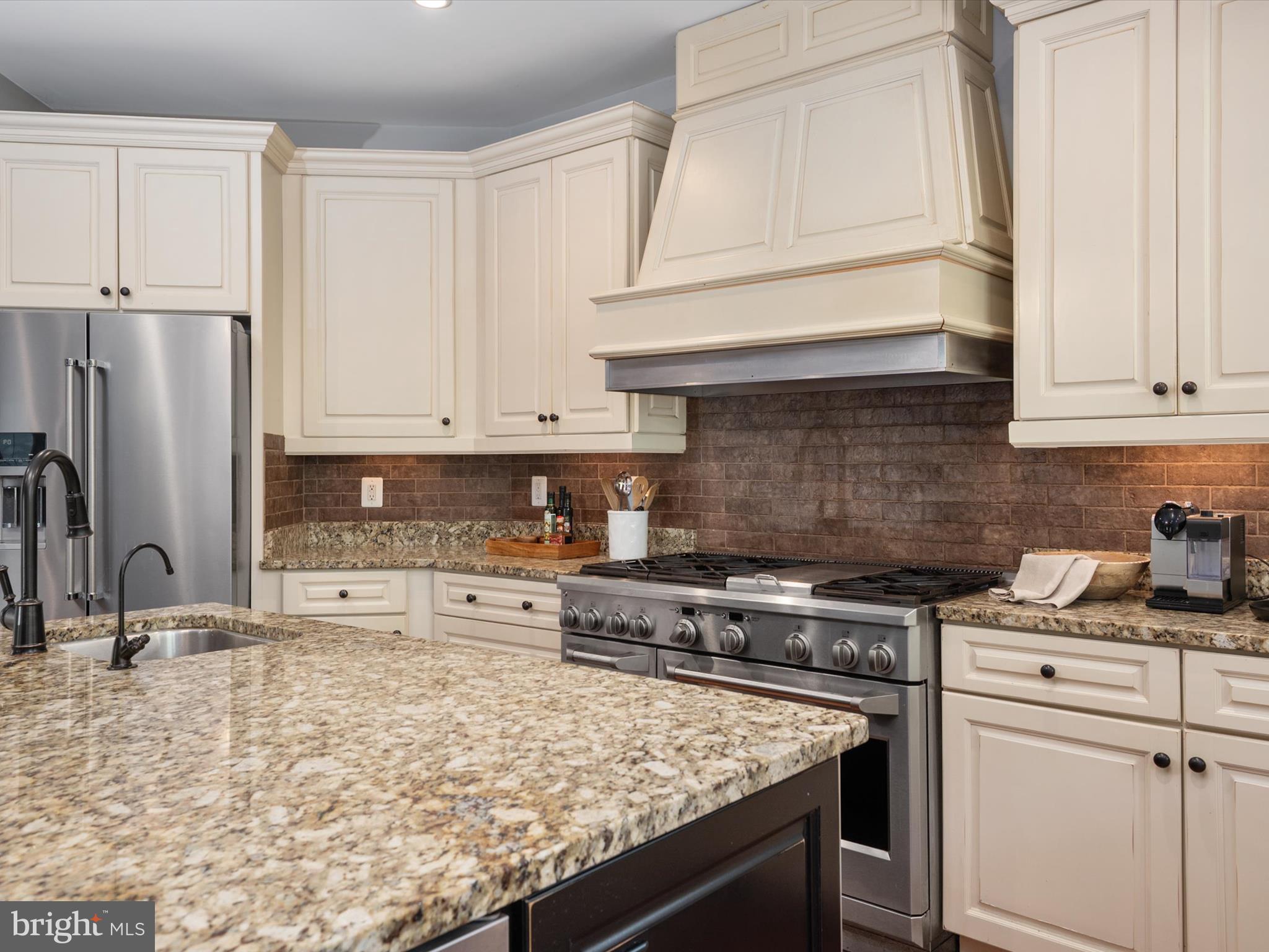 SHORE ACRES - Residential