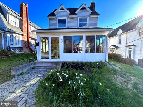 Homes For Rent - 243 Rock Glen Road<br/> WYNNEWOOD, PA 19096