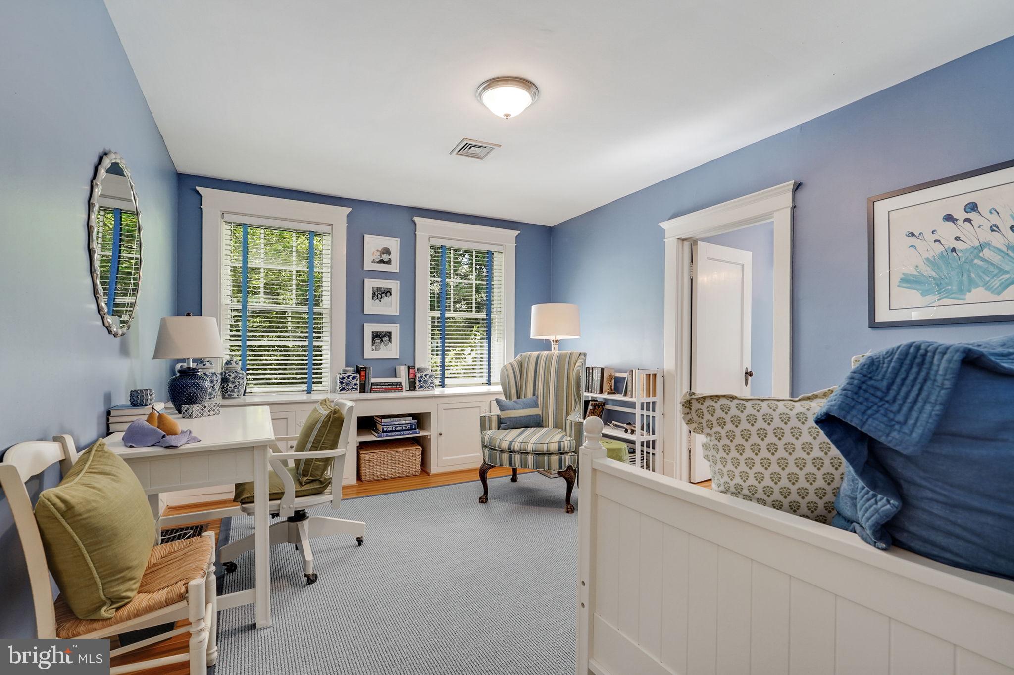 SHIRLEY WOODS - Residential