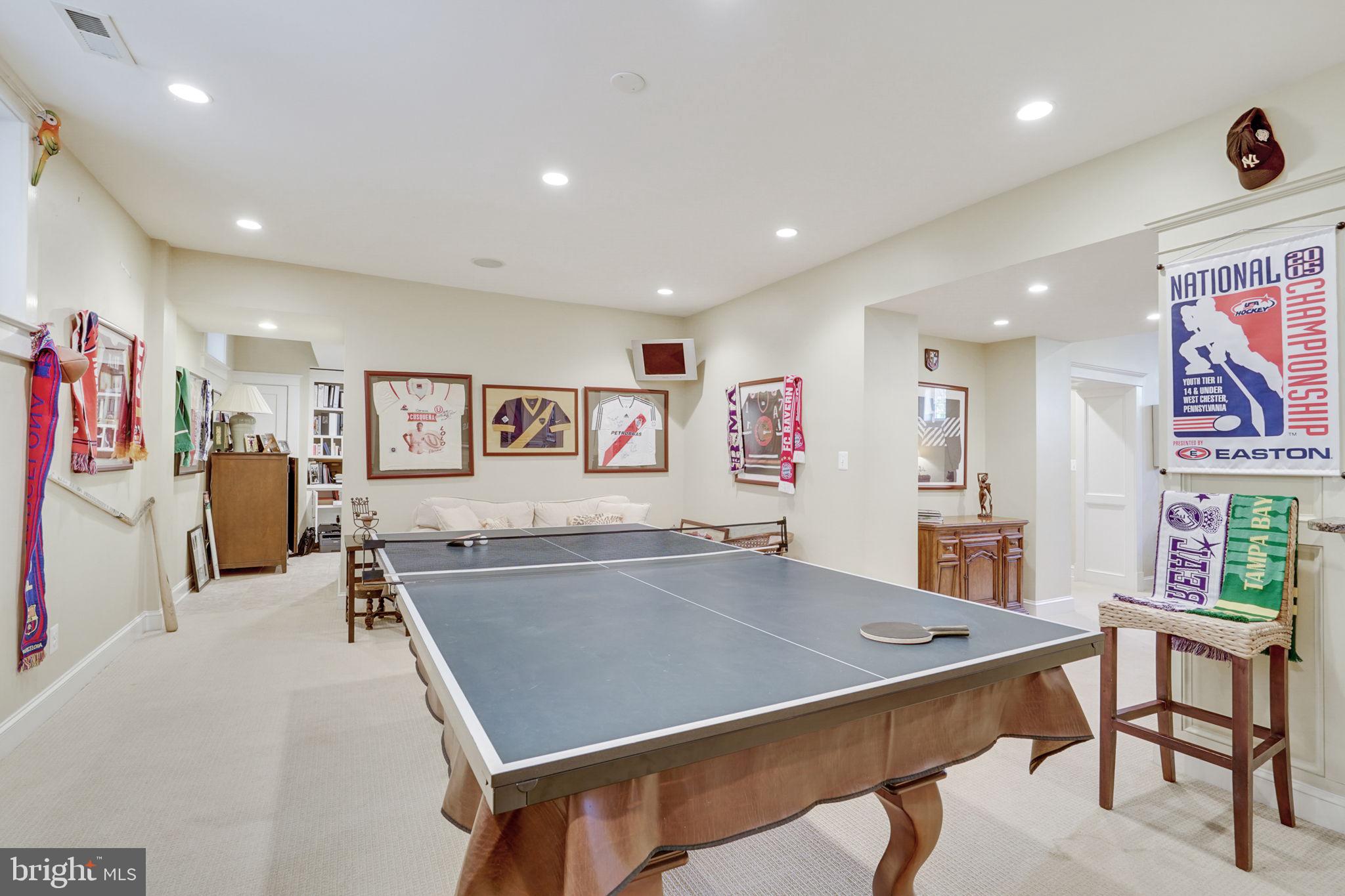 SHIRLEY WOODS - Residential